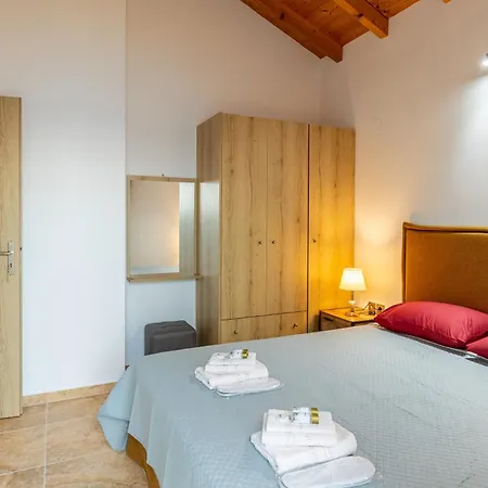 Katerina's Stone - * 莫奈姆瓦夏