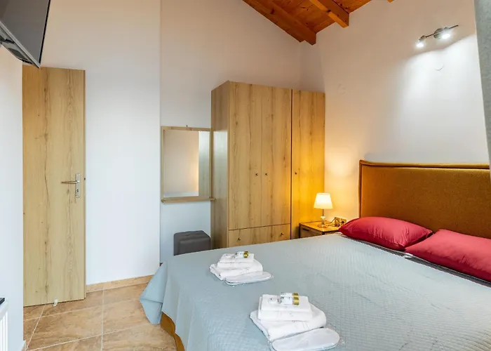 Katerina's Stone - * Monemvasía