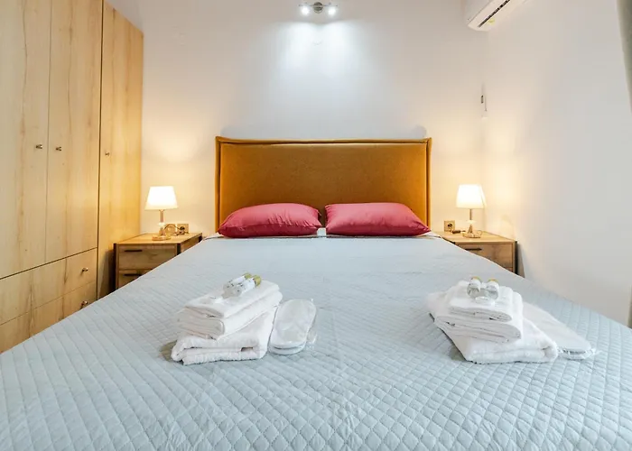 Katerina's Stone - Vakantiehuis *